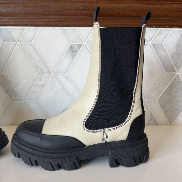 Ganni Size 38/8 Mid Tall White Combat Boot Pull On Chelsea Lug Sole Ankle Placid - Picture 5 of 9